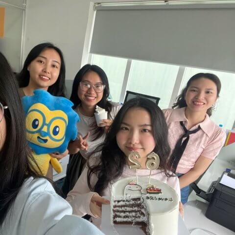 LTL Birthday || Giang in Vietnam