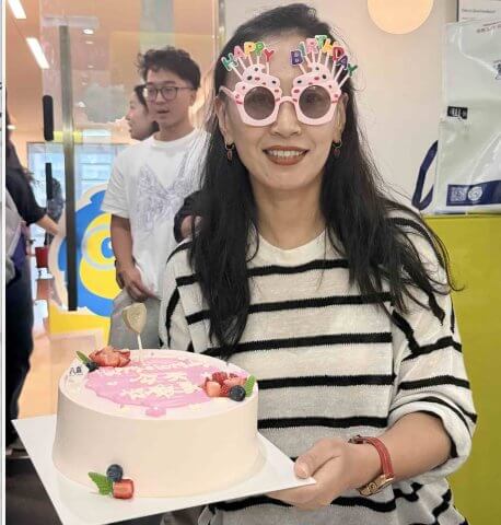 LTL Chengdu Birthday Teacher Ying